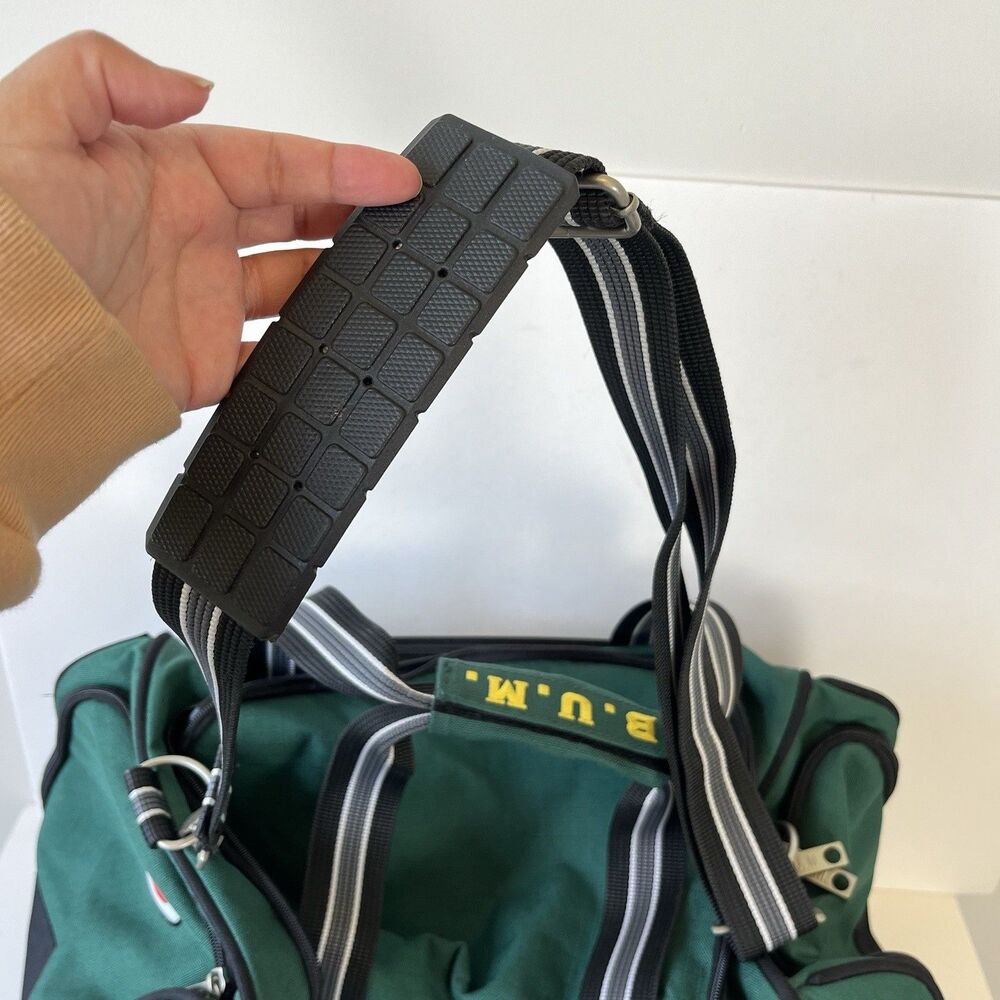 Vintage 90's Bum Equipment XXL Duffle Gym Travel Bag Embroidered B.U.M. Green - Picture 7 of 8